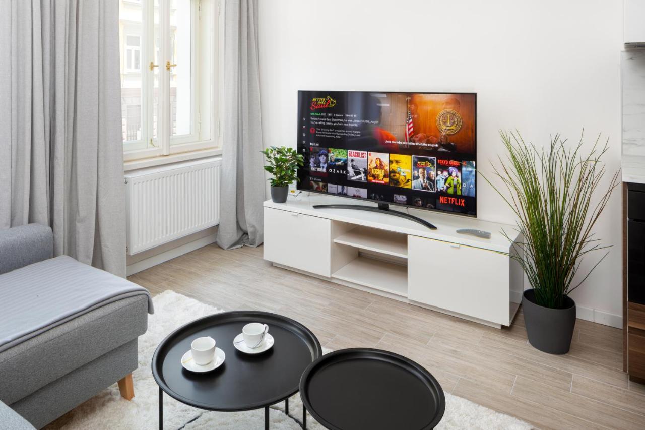Prague Days - Minimalist Apartment - Easy City Access Extérieur photo